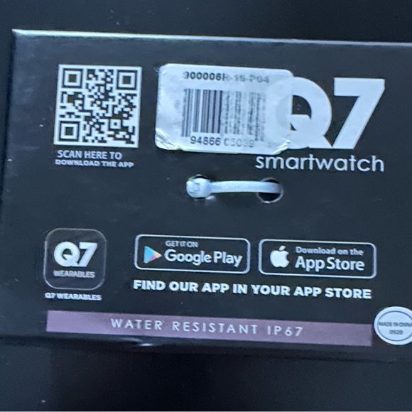 Q7 smart Watch - Picture 3 of 5